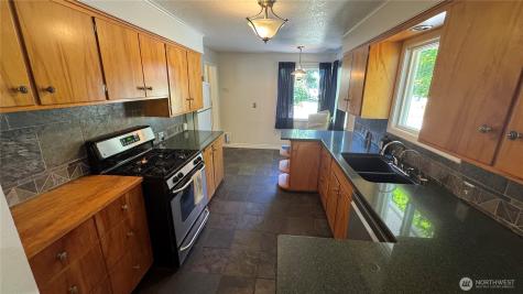 1245 W Axton Road Ferndale WA 98248