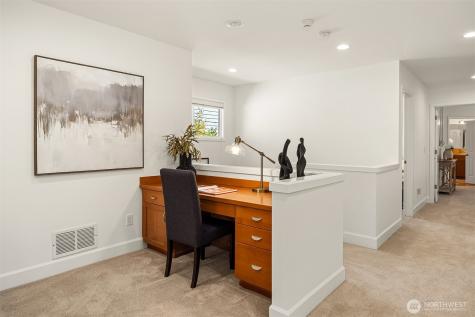1032 272nd Place SE Sammamish WA 98075
