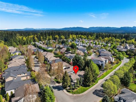 1032 272nd Place SE Sammamish WA 98075