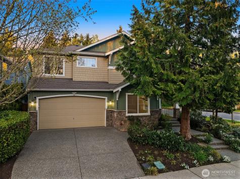 1032 272nd Place SE Sammamish WA 98075
