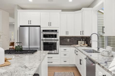 1032 272nd Place SE Sammamish WA 98075