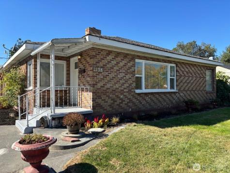 1138 W Columbia Moses Lake WA 98837