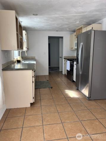 1138 W Columbia Moses Lake WA 98837