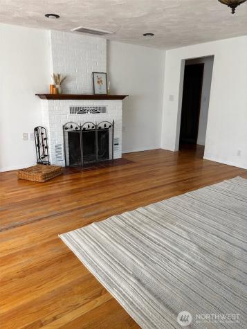 1138 W Columbia Moses Lake WA 98837