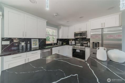 2336 SW 338th Street Federal Way WA 98023