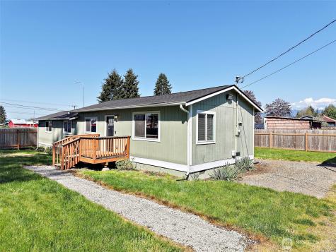 43622 228th Avenue SE Enumclaw WA 98022