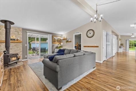 22814 283rd Avenue SE Maple Valley WA 98038