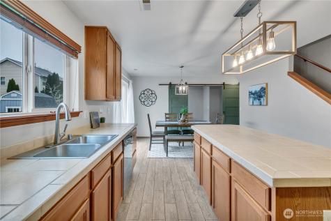 29749 216th Place SE Kent WA 98042
