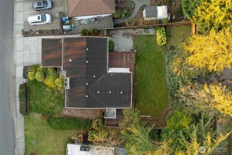 24 158th Place SE Bellevue WA 98008