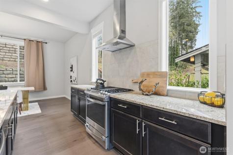 15249 NE Woodland Place Woodinville WA 98072