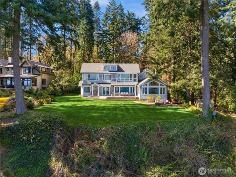 12960 Sunrise Drive NE Bainbridge Island WA 98110