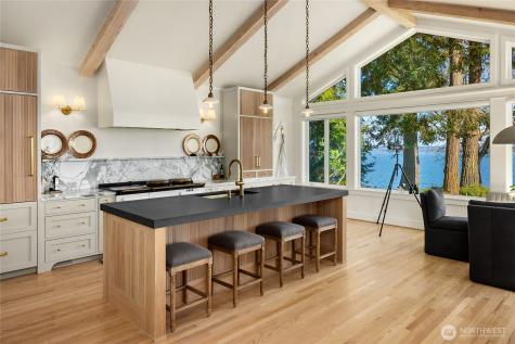 12960 Sunrise Drive NE Bainbridge Island WA 98110