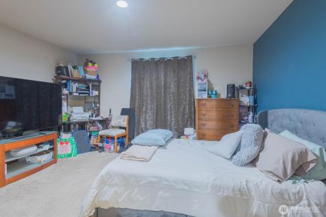 6705 NE Prospect Street Suquamish WA 98392