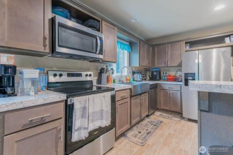 6705 NE Prospect Street Suquamish WA 98392