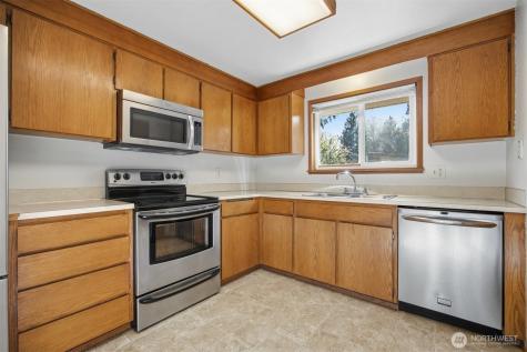 1011 N 14th Street Mount Vernon WA 98273