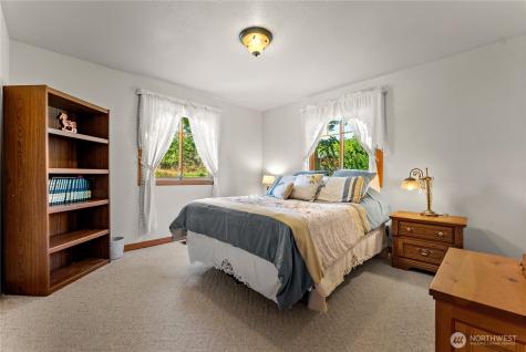 54 Wilson Road Winthrop WA 98862