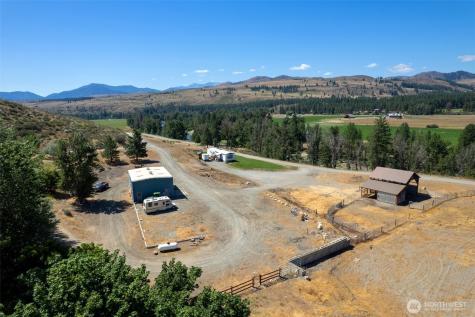 54 Wilson Road Winthrop WA 98862