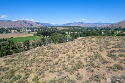 54 Wilson Road Winthrop WA 98862