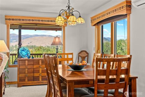54 Wilson Road Winthrop WA 98862