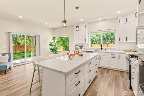 19528 22nd Avenue SE Bothell WA 98012