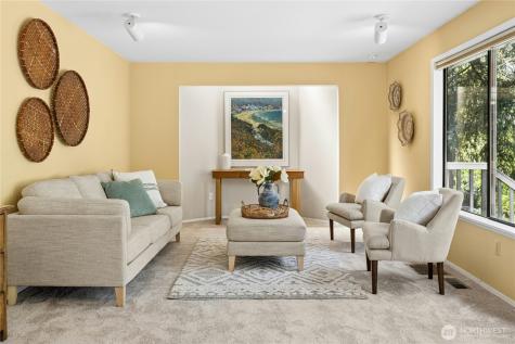 11649 NE Sunset Loop Bainbridge Island WA 98110