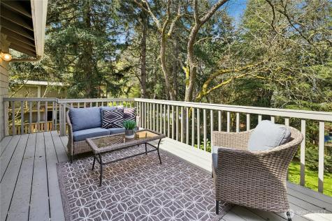 11649 NE Sunset Loop Bainbridge Island WA 98110