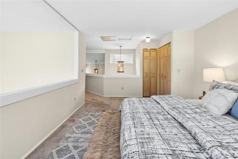 11649 NE Sunset Loop Bainbridge Island WA 98110