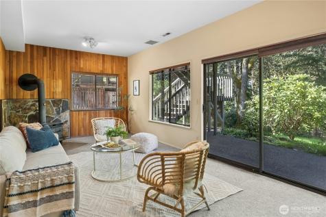 11649 NE Sunset Loop Bainbridge Island WA 98110