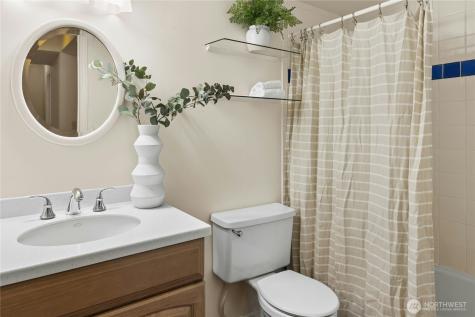 11649 NE Sunset Loop Bainbridge Island WA 98110