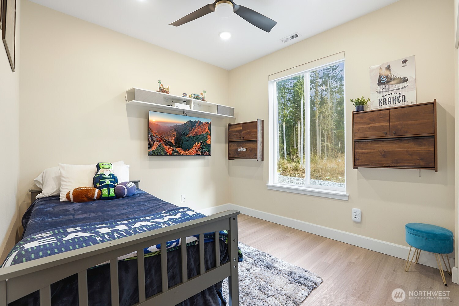 3237 Hilberg Clinton WA 98236