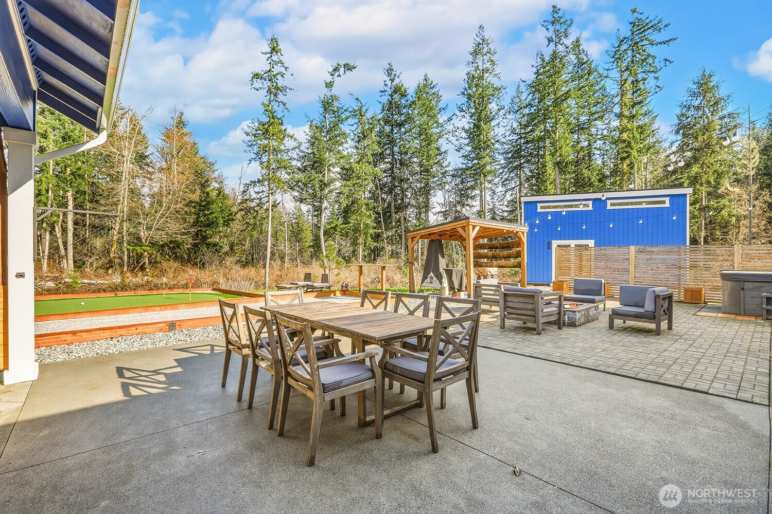 3237 Hilberg Clinton WA 98236