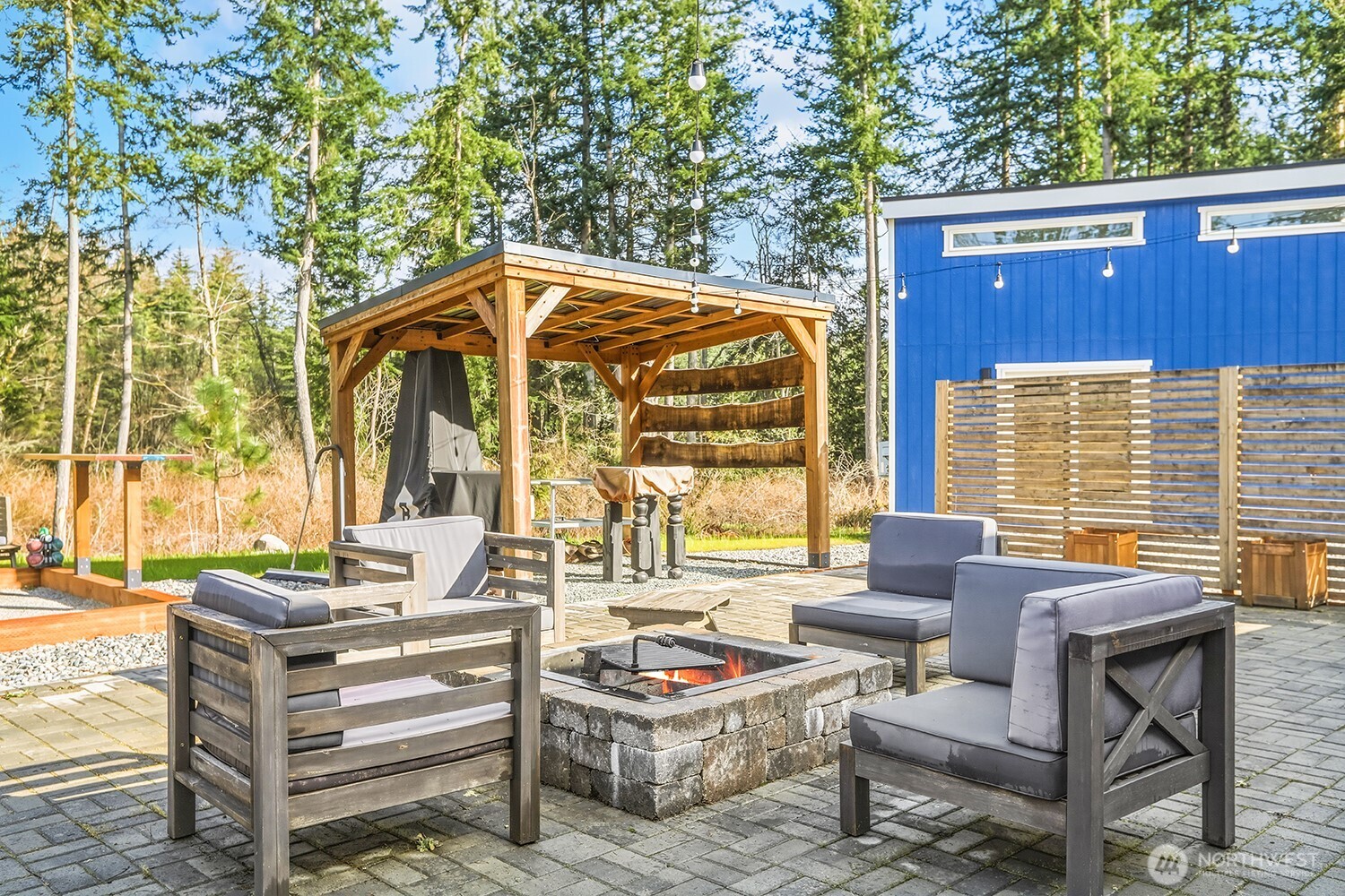 3237 Hilberg Clinton WA 98236