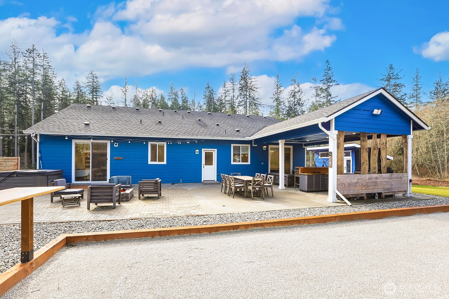 3237 Hilberg Clinton WA 98236