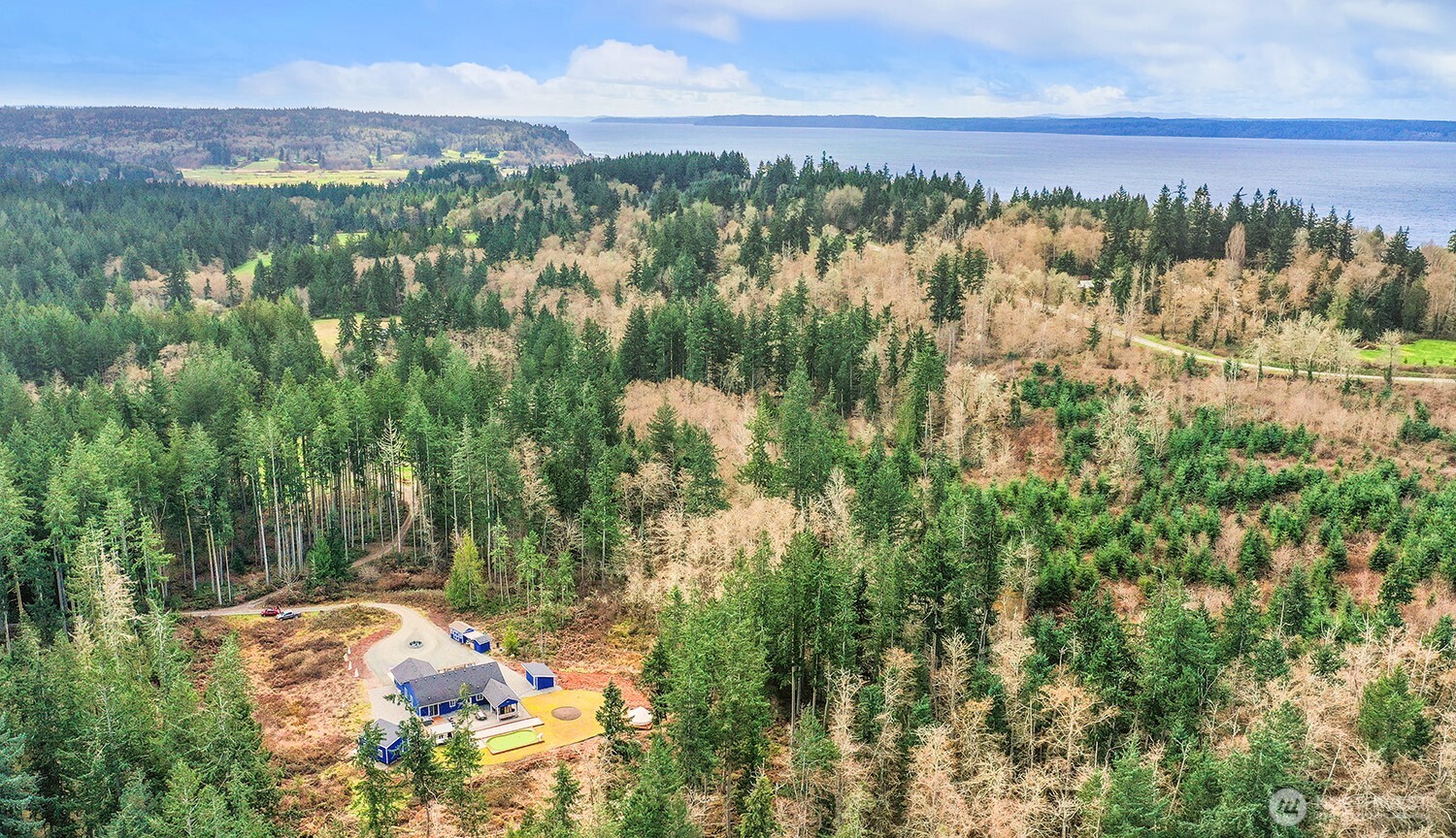 3237 Hilberg Clinton WA 98236