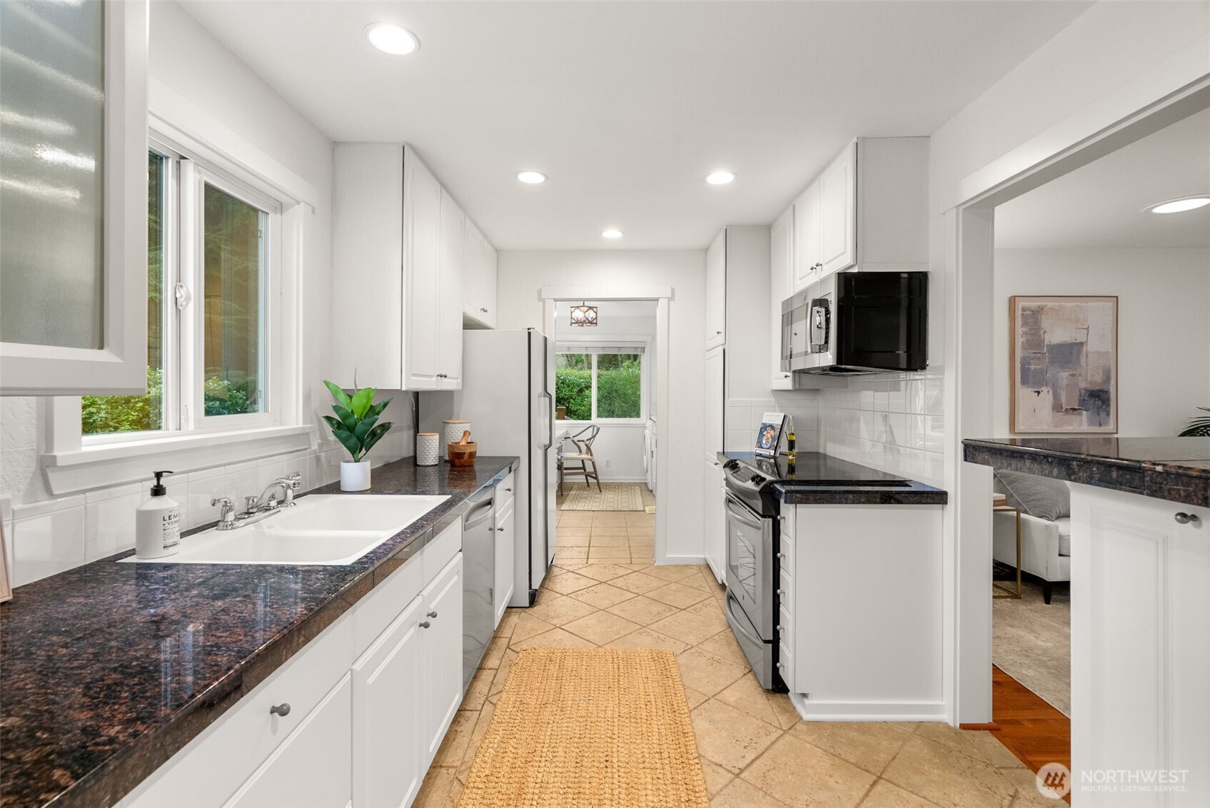 15670 Euclid Avenue NE Bainbridge Island WA 98110