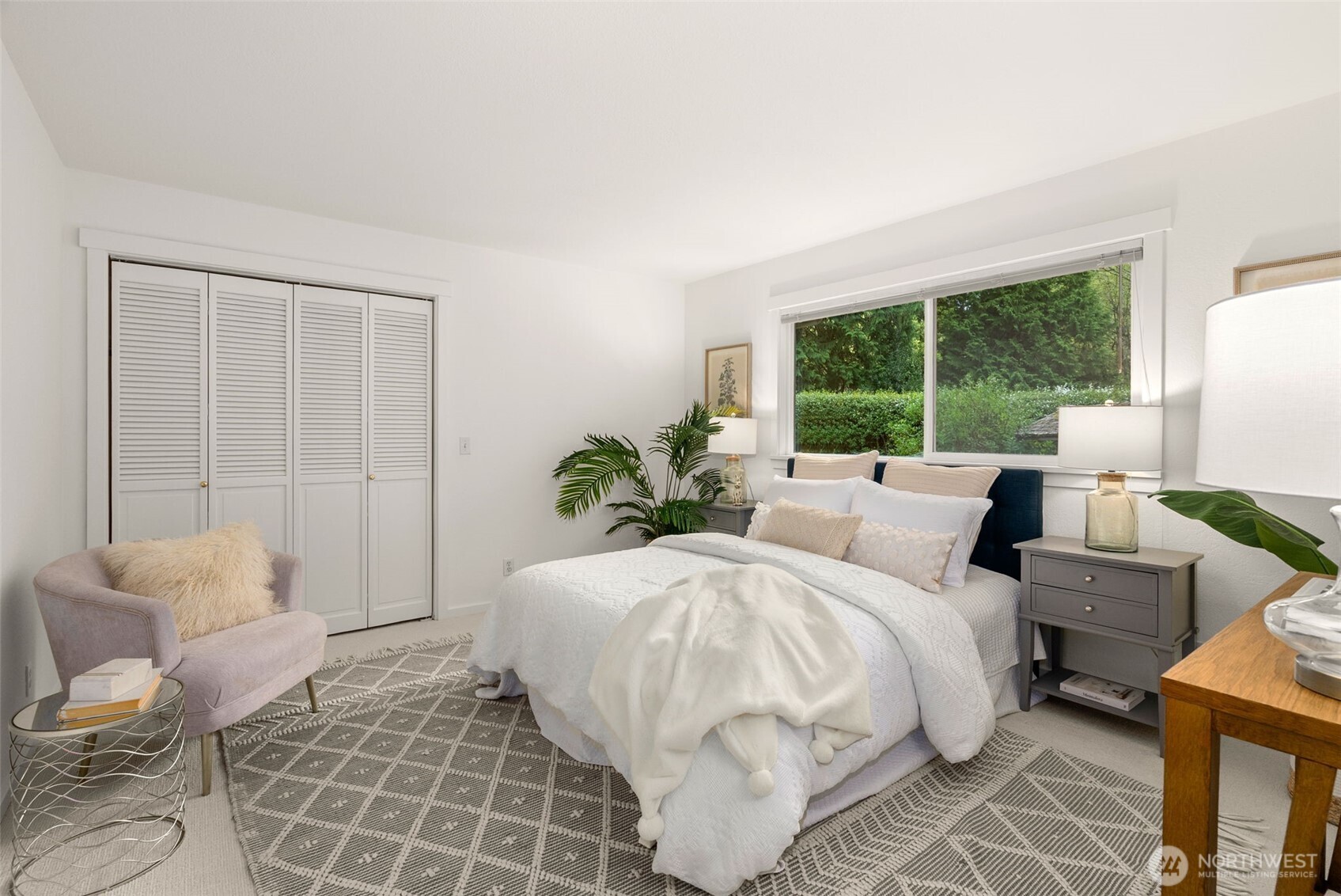 15670 Euclid Avenue NE Bainbridge Island WA 98110