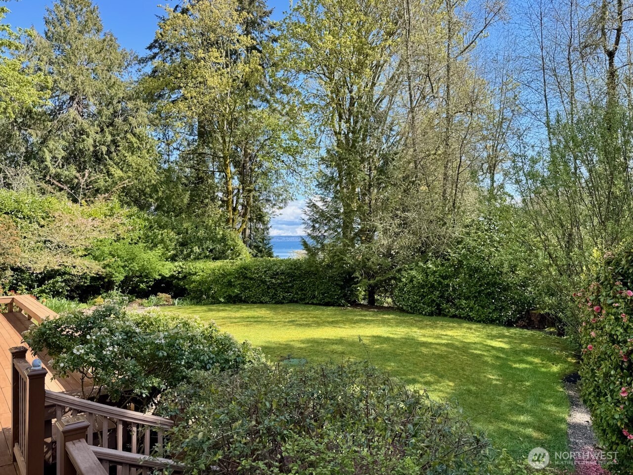 15670 Euclid Avenue NE Bainbridge Island WA 98110