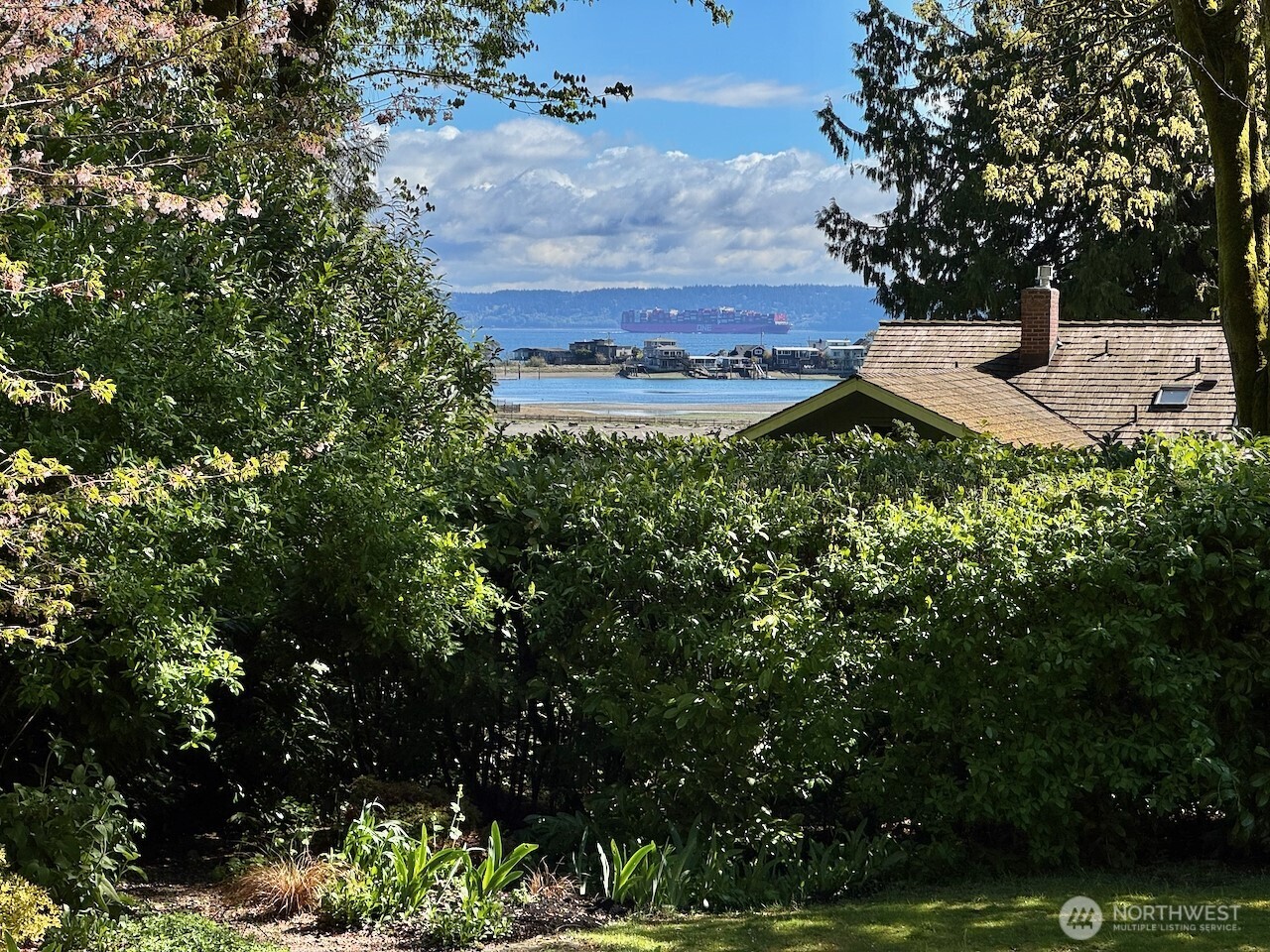 15670 Euclid Avenue NE Bainbridge Island WA 98110
