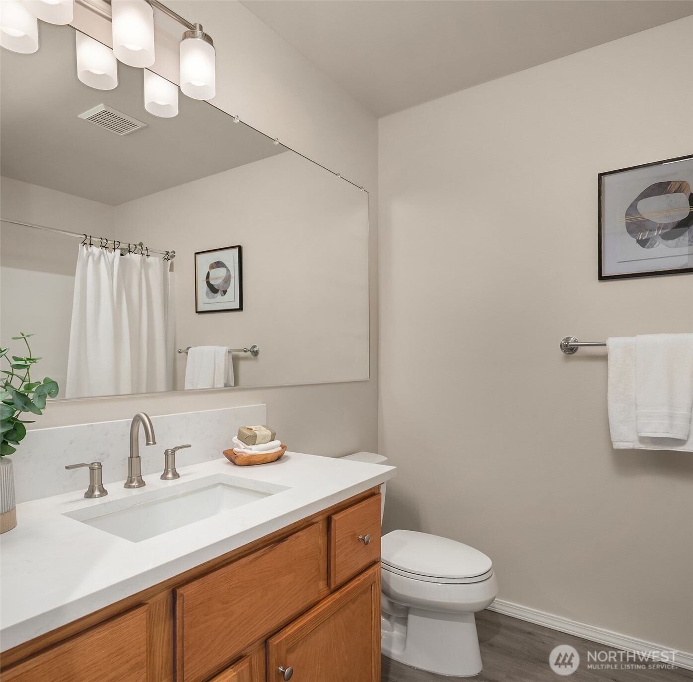 19811 Wallingford Avenue N Shoreline WA 98133