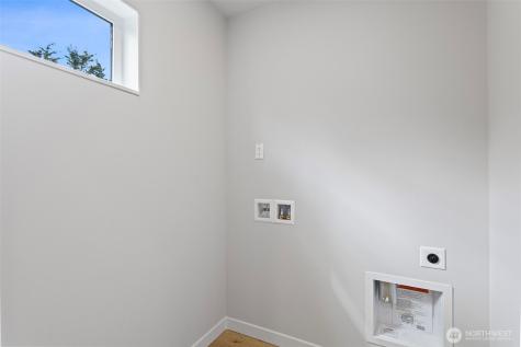 1127 NW 58th Street Seattle WA 98107