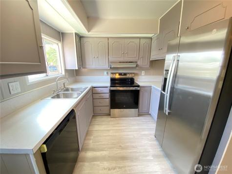 1342 Alonda Lane NE Olympia WA 98516