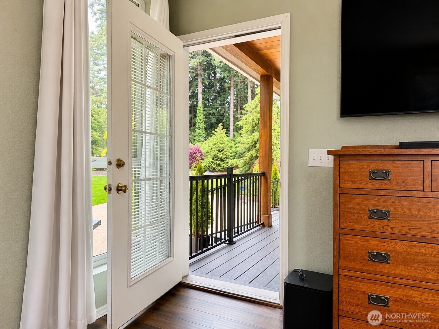 1165 W Axton Road Ferndale WA 98248