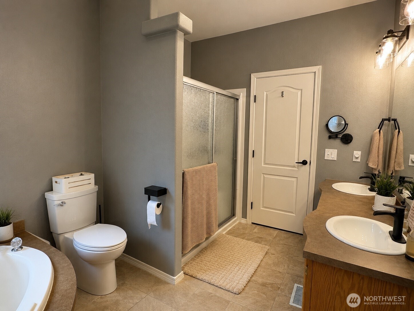 1165 W Axton Road Ferndale WA 98248