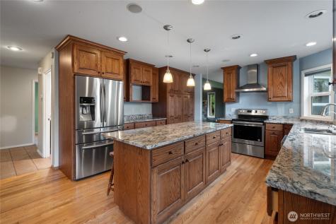 351 Salmon Creek Road Toledo WA 98591