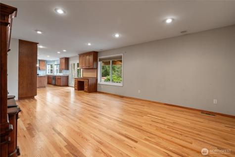 351 Salmon Creek Road Toledo WA 98591