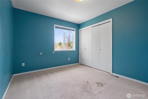 351 Salmon Creek Road Toledo WA 98591