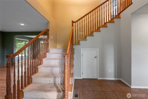 351 Salmon Creek Road Toledo WA 98591
