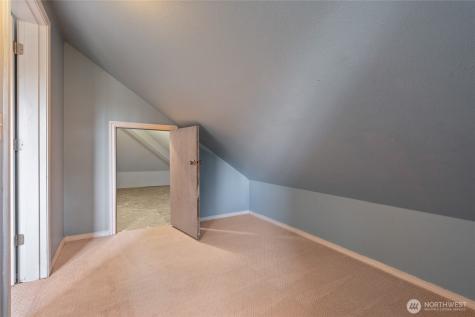 351 Salmon Creek Road Toledo WA 98591
