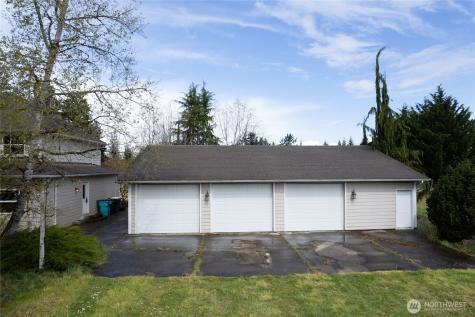 351 Salmon Creek Road Toledo WA 98591