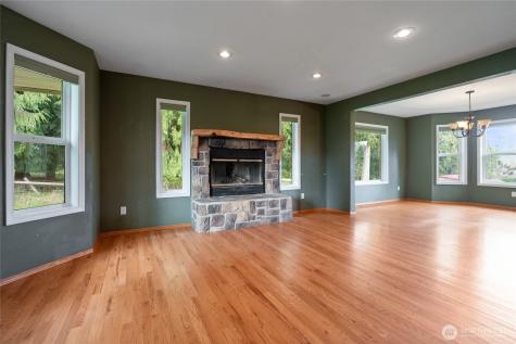 351 Salmon Creek Road Toledo WA 98591